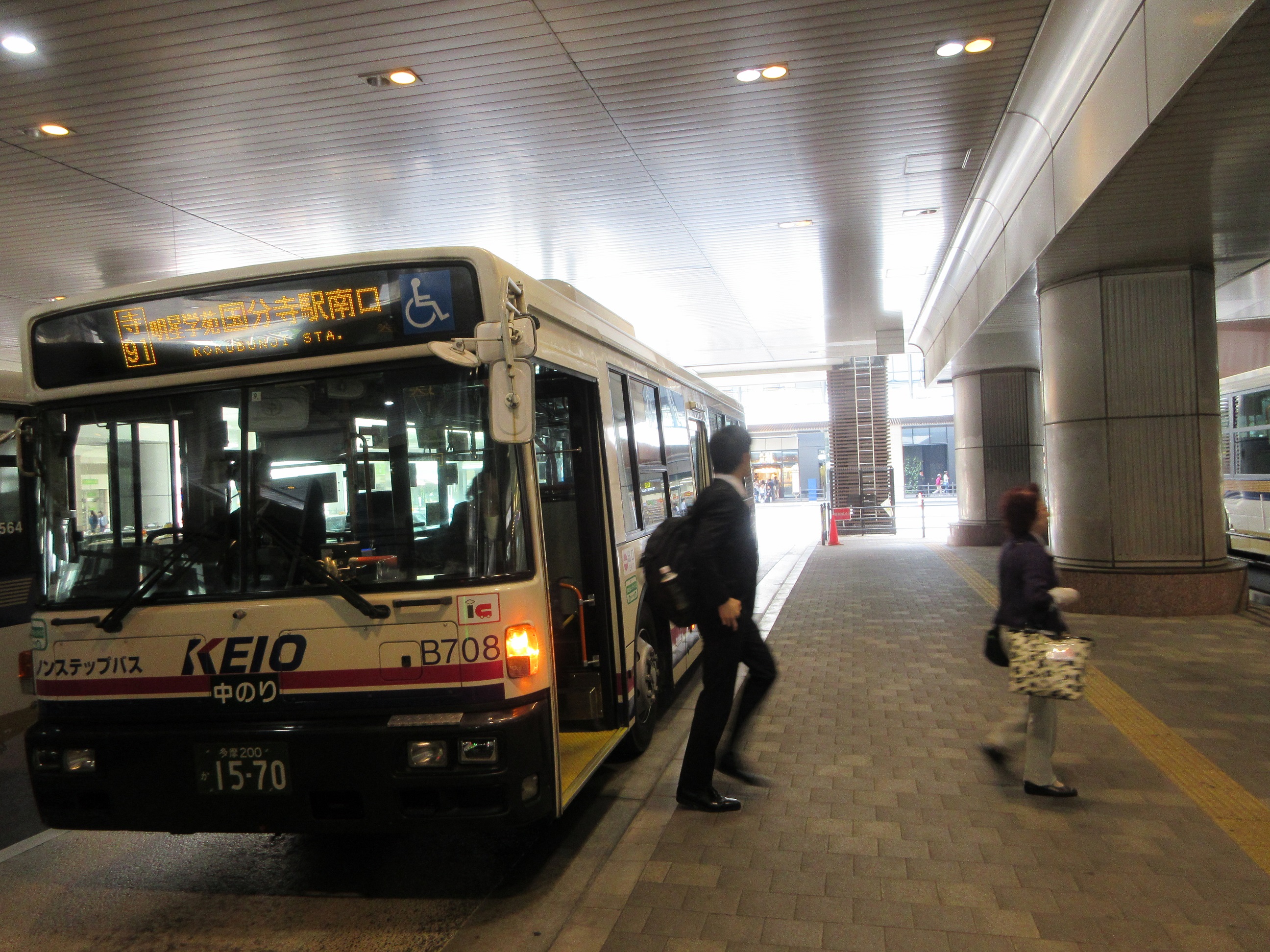 京王バス B40708