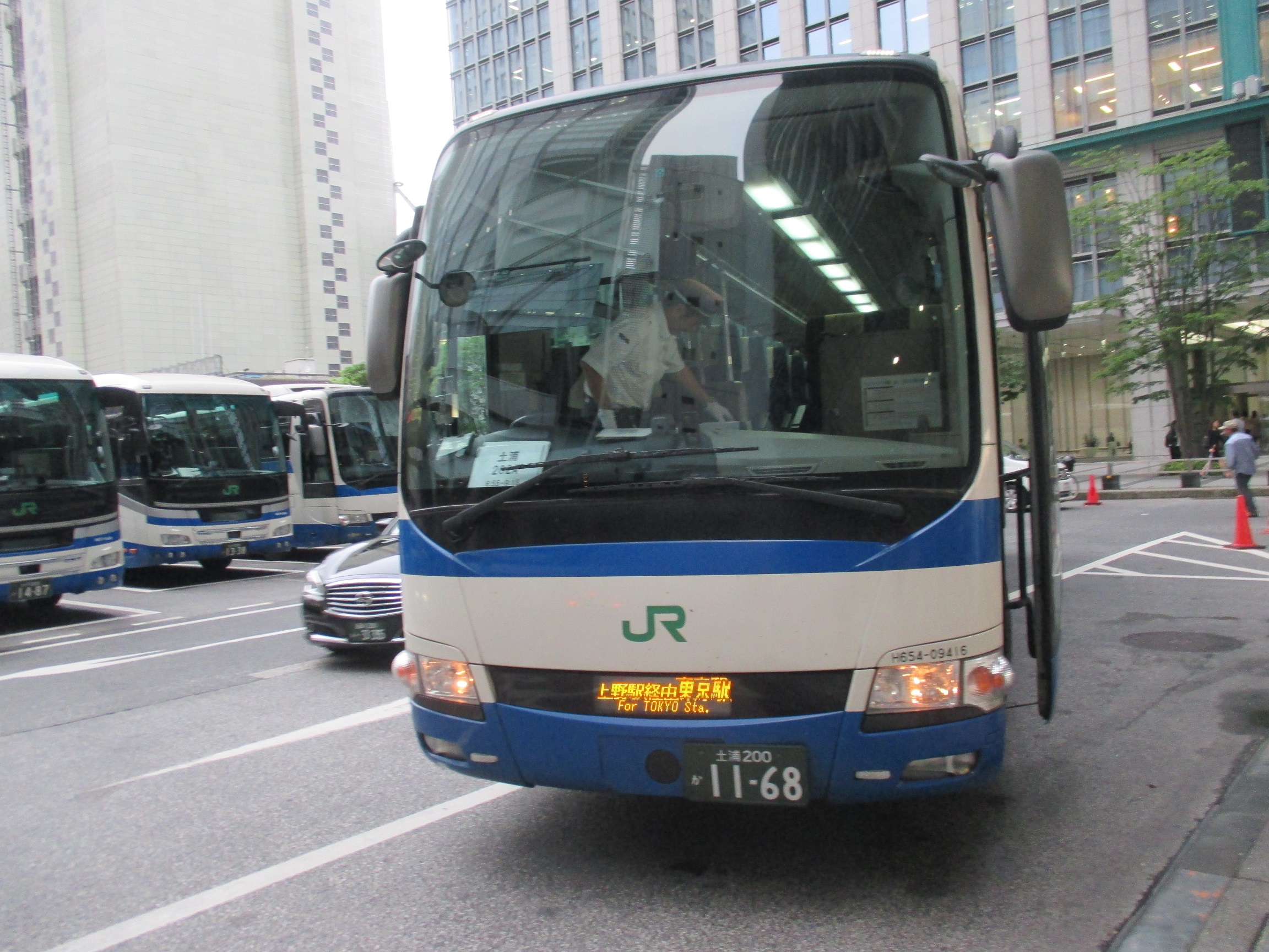 ジェイアールバス関東 H654-09416