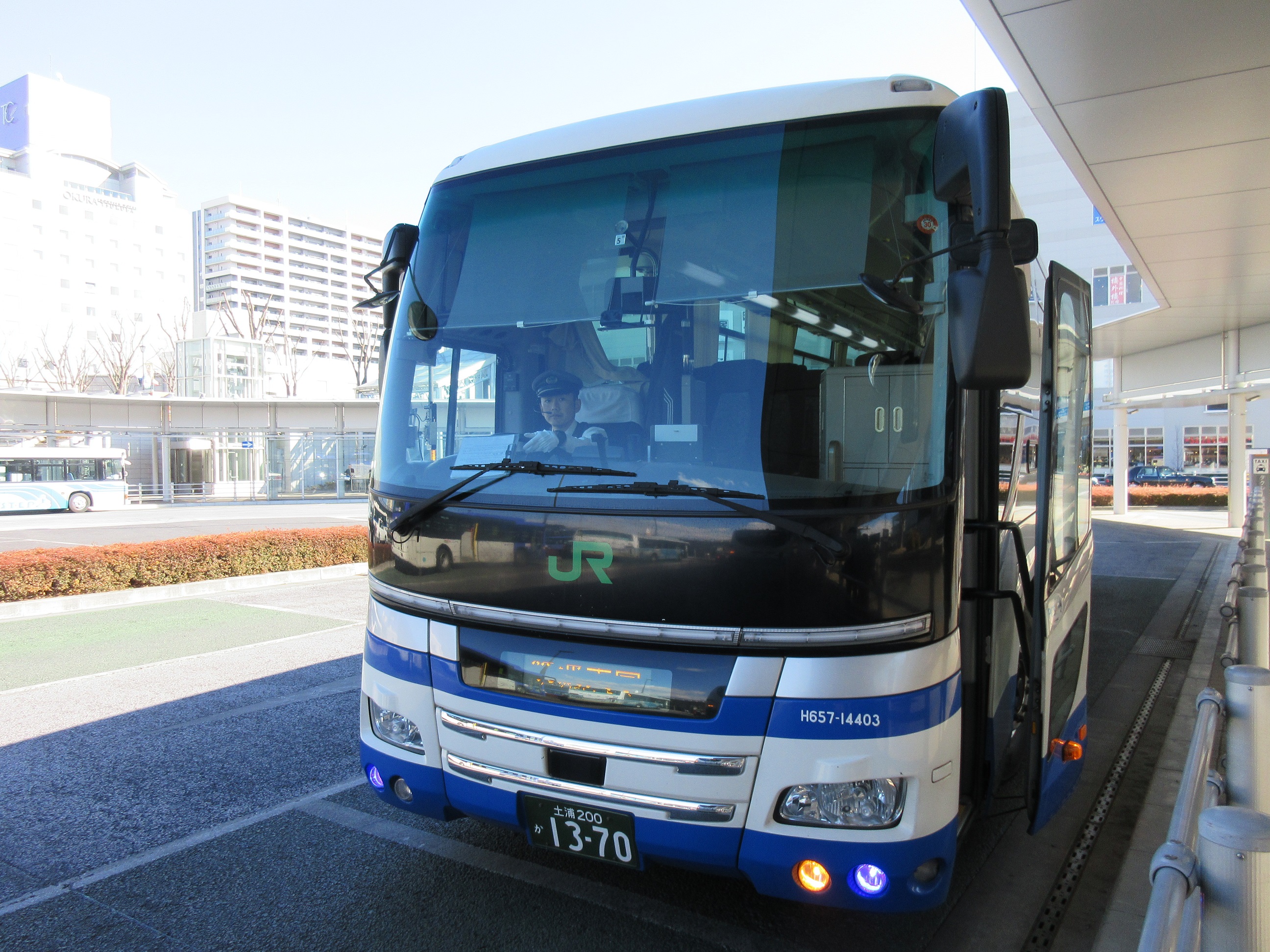 ジェイアールバス関東 H657-14403