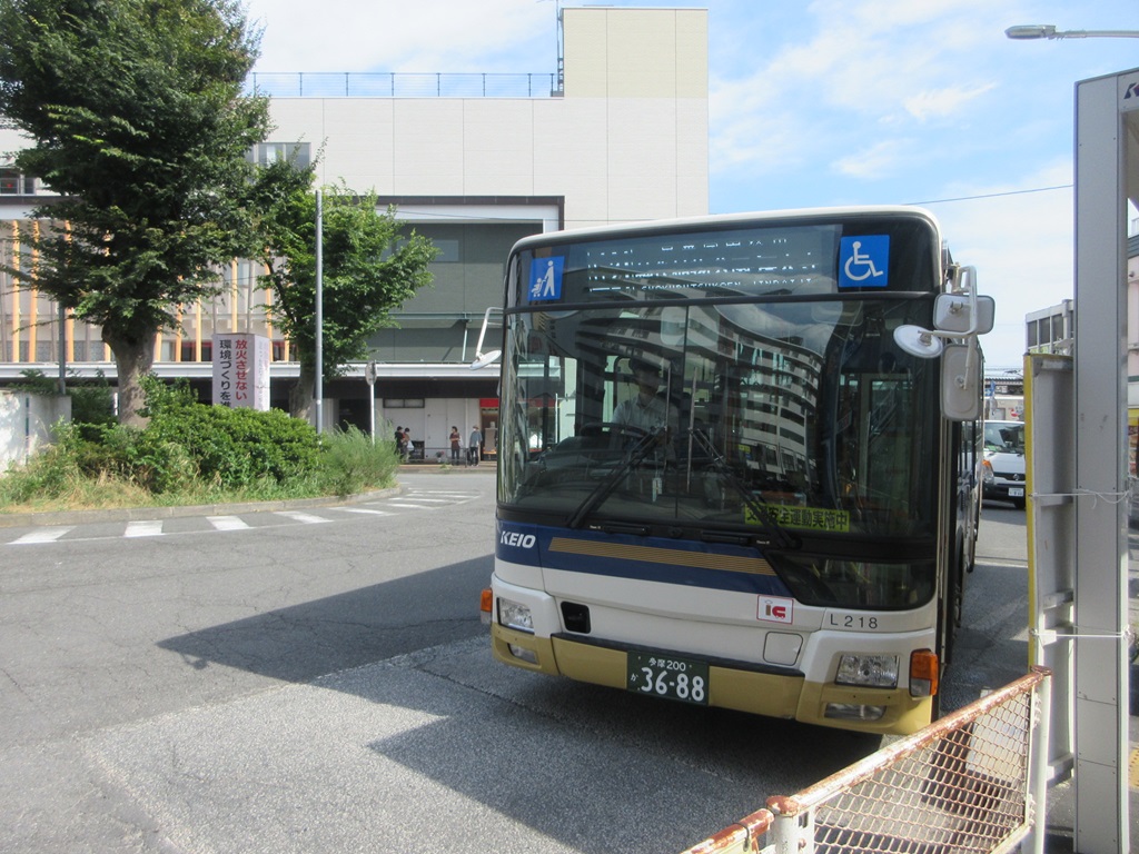 京王バス L32218