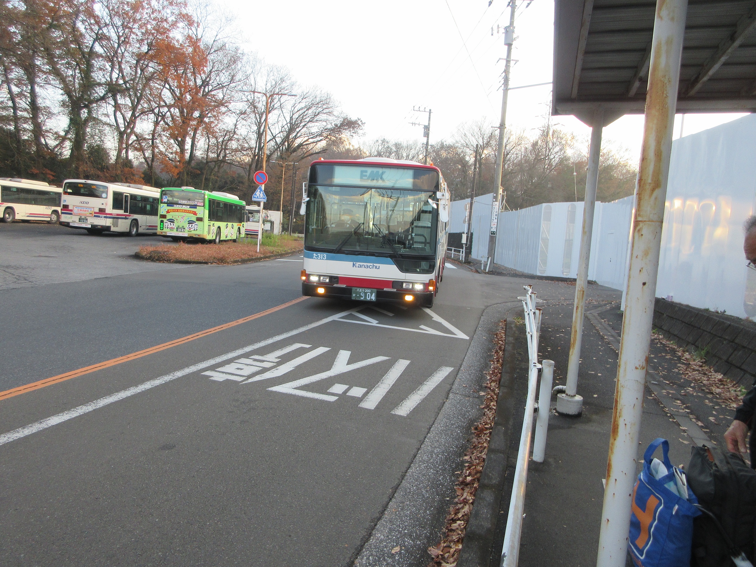 かんな 天運 180-FX_R69A | 高雄客運R69A 2011 Hino RK8JRSA 馨盛車體–捷運