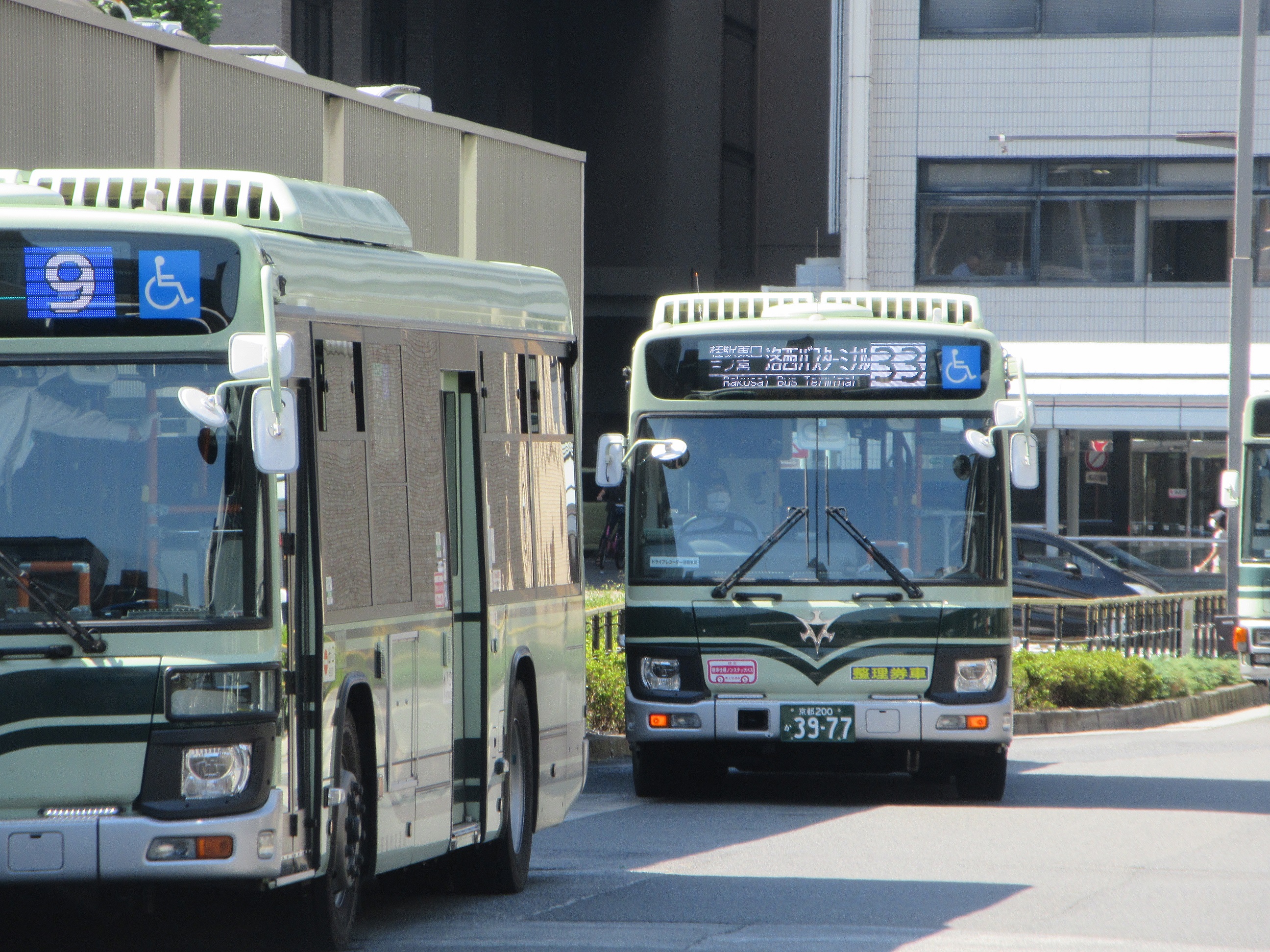 バズ 京都市交通局 3977